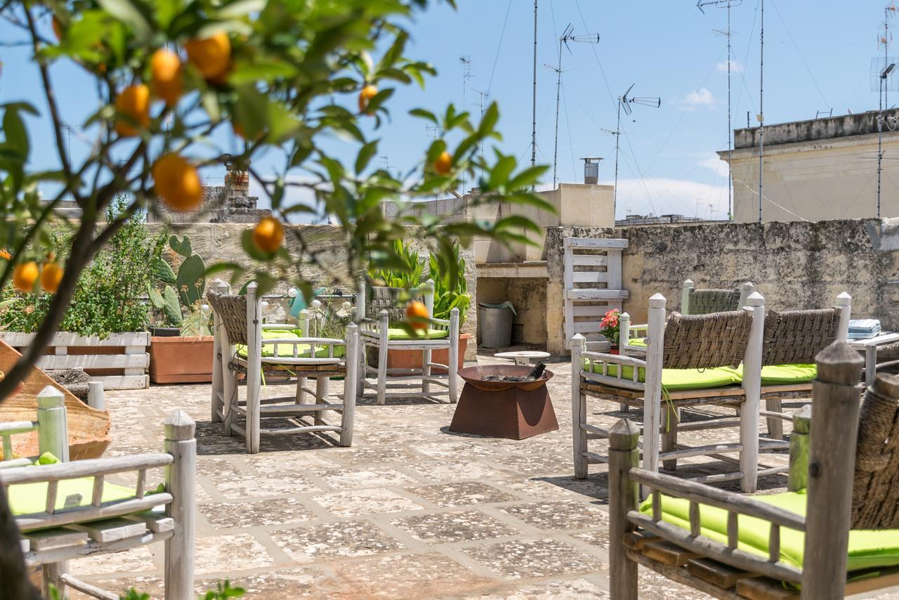 B&B Le Giravolte Lecce Exterior photo